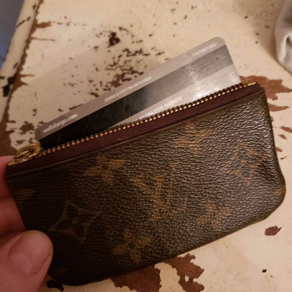 Louis Vuitton small
